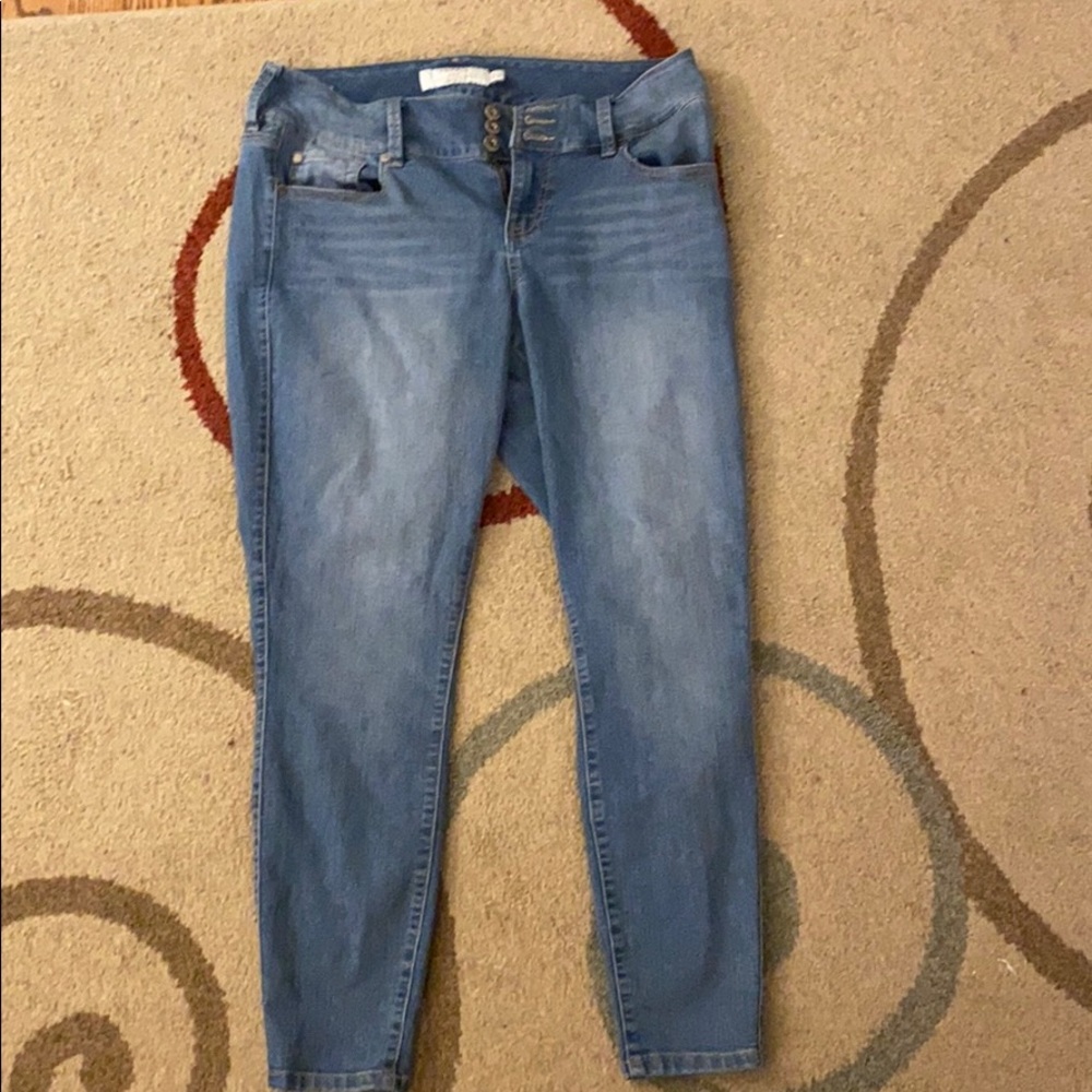 Skinny jeans